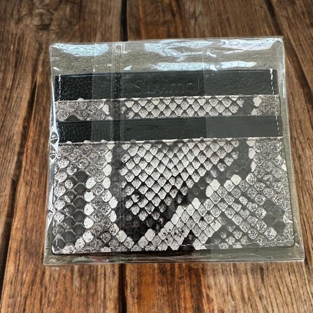 Black and Gray Snakeskin Card Holder